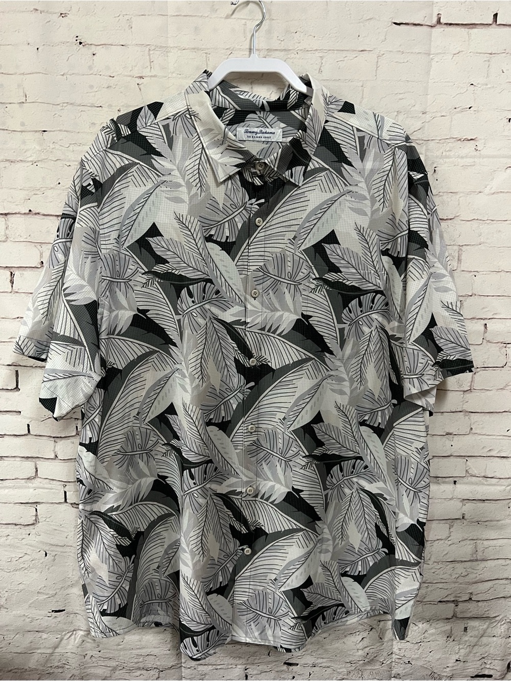 Tommy Bahama Coast  2XLT Jungle Bay Carbon Gray Short Sleeve Camp Floral $125